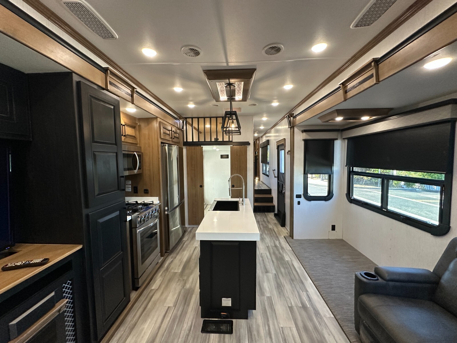 2022 Heartland Bighorn 3883MD Fifth Wheel