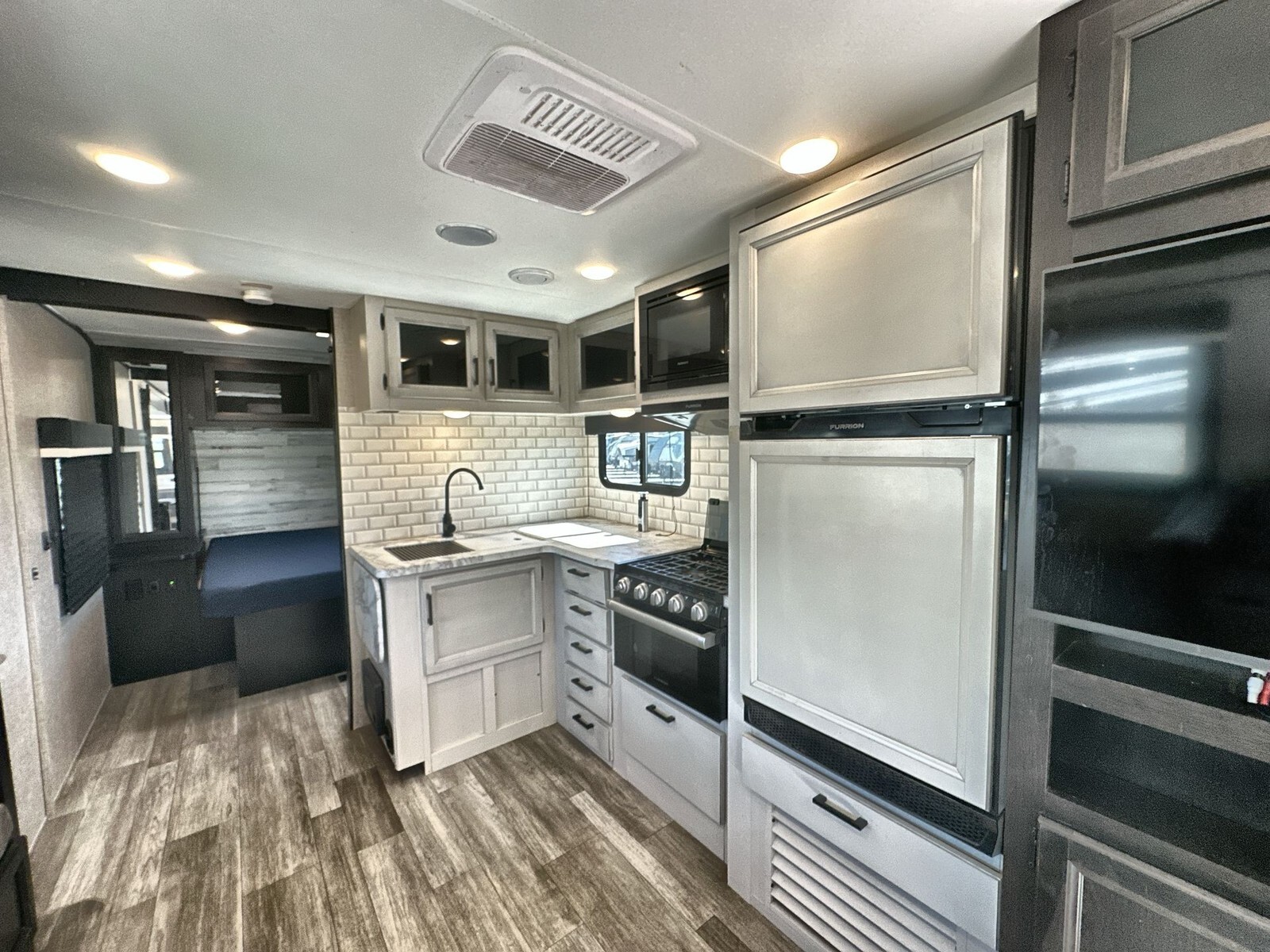 2022 Jayco Jay Feather