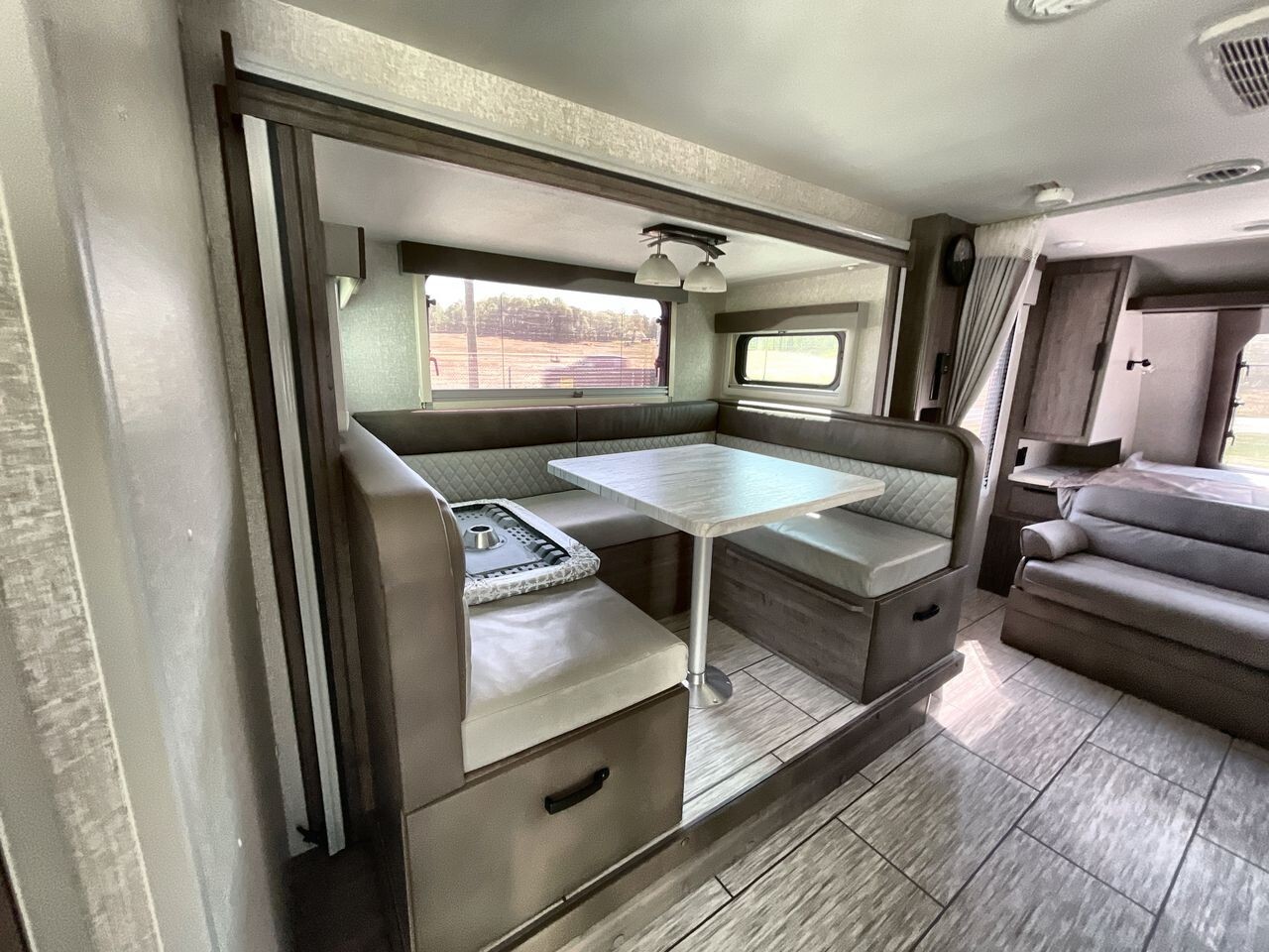 2022 Lance Lance Travel Trailer