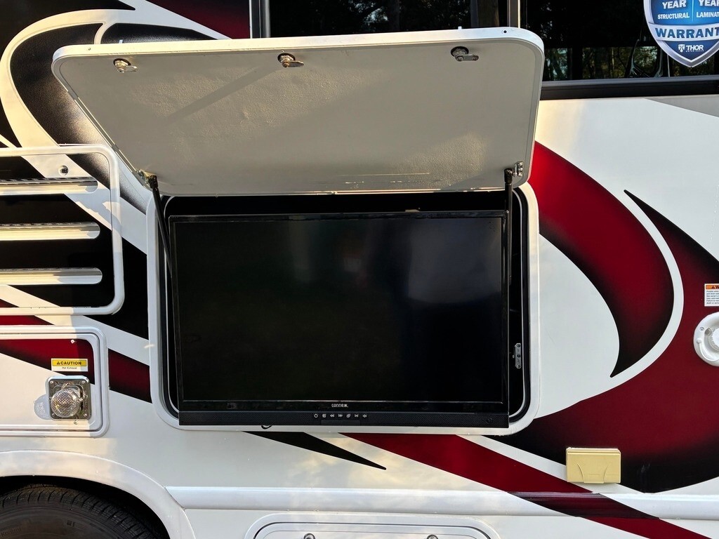 2022 Thor Motor Coach Chateau Motorized Class C