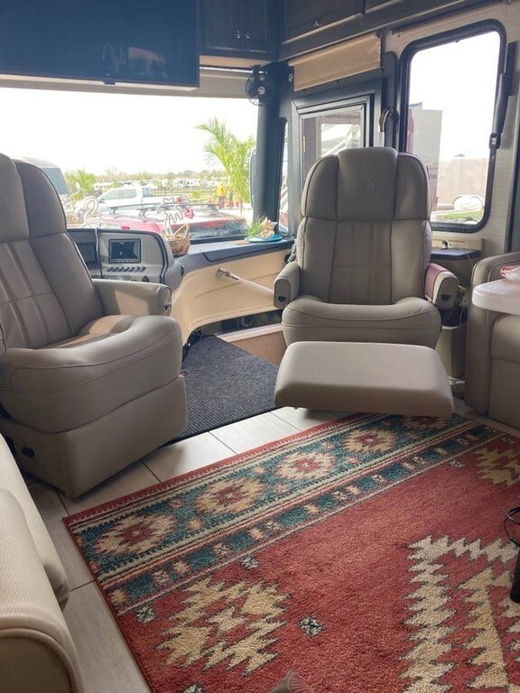 2022 Tiffin Motorhomes Allegro Red 360 Motorized Class A