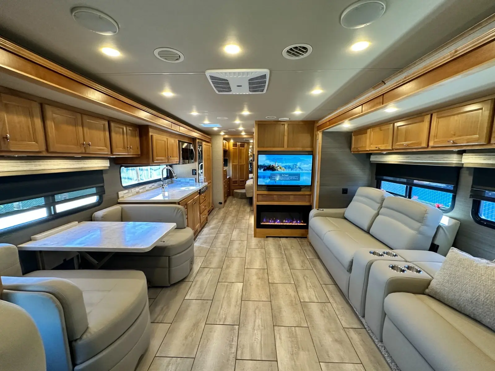 2022 Tiffin Allegro Red 340 33AL