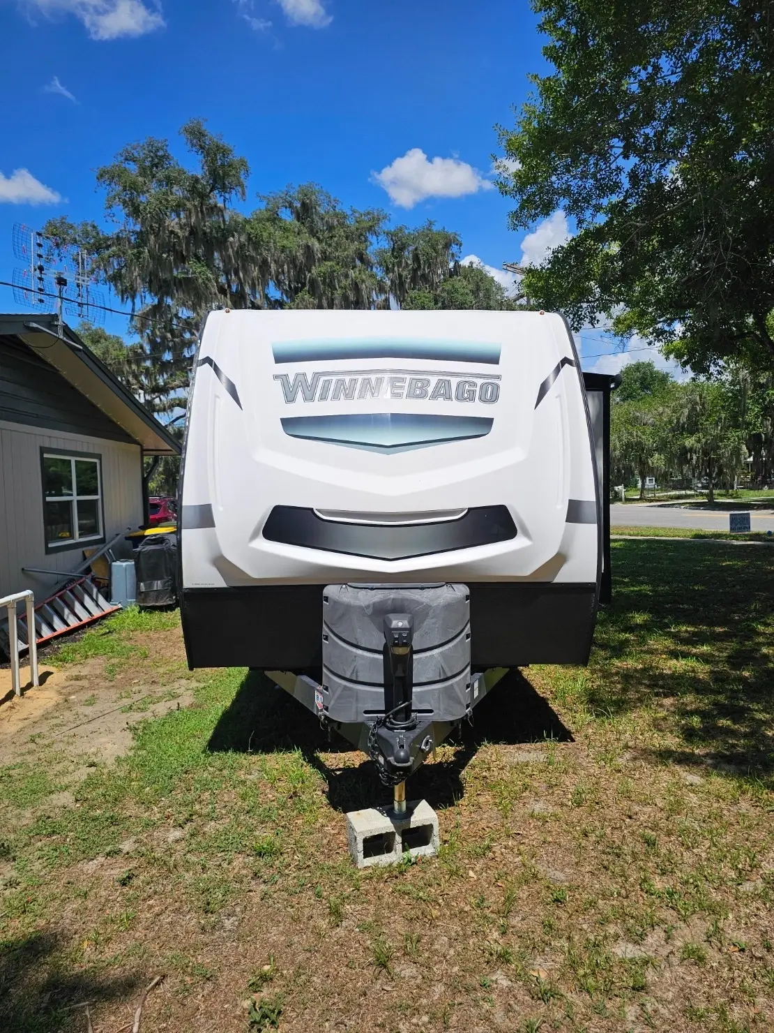 2022 Winnebago 2301 BHS Travel Trailer