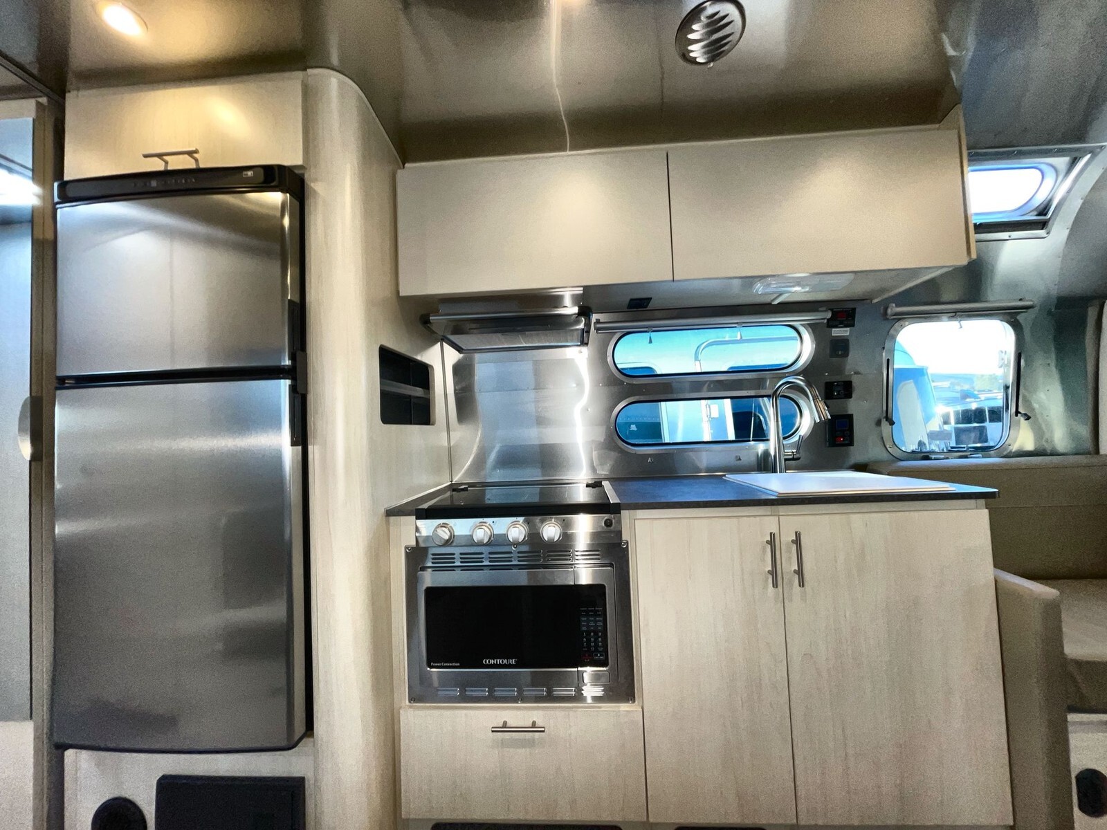2023 Airstream Flying Cloud