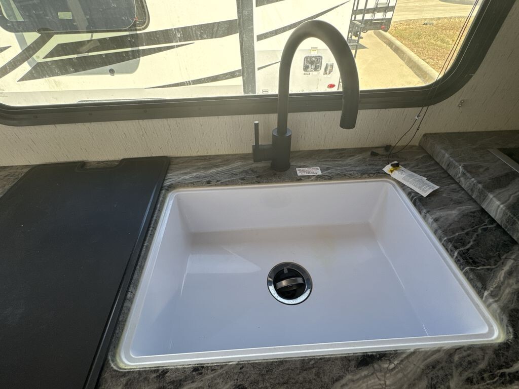 2023 Dutchmen Kodiak Cub