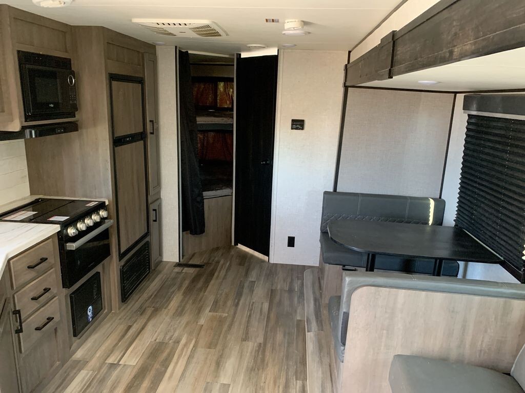 2023 Starcraft AUTUMN RIDGE 26BHS