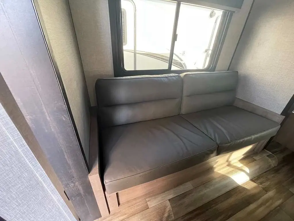 2023 Starcraft Autumn Ridge Double Axle