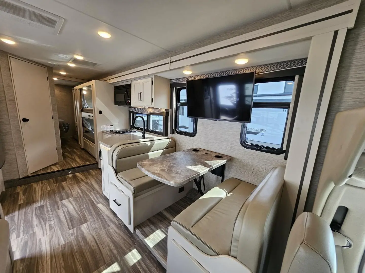 2023 Thor 31E Class C