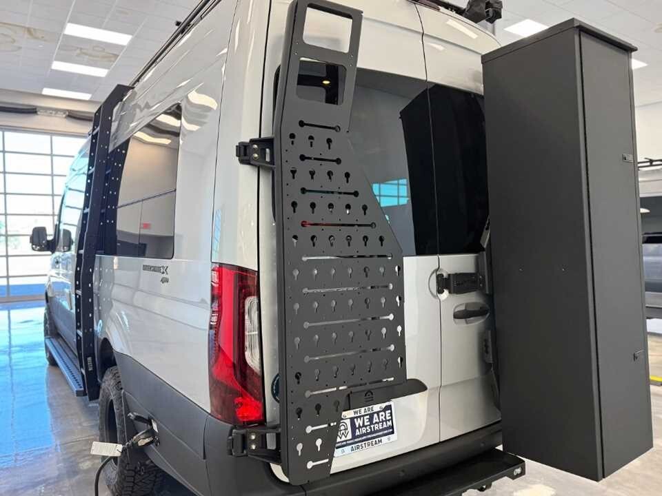 2024 SILVER Airstream Interstate Crew Van