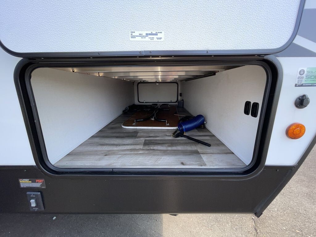 2024 Coleman COLEMAN LIGHT