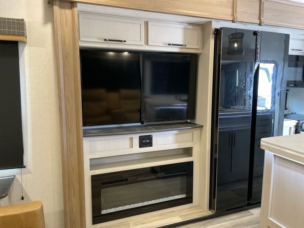 2025 Dutchmen ASTORIA