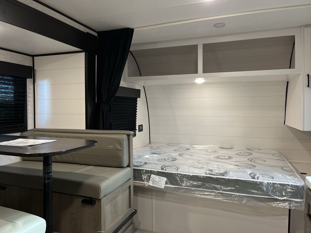 2025 Starcraft Autumn Ridge Single Axle