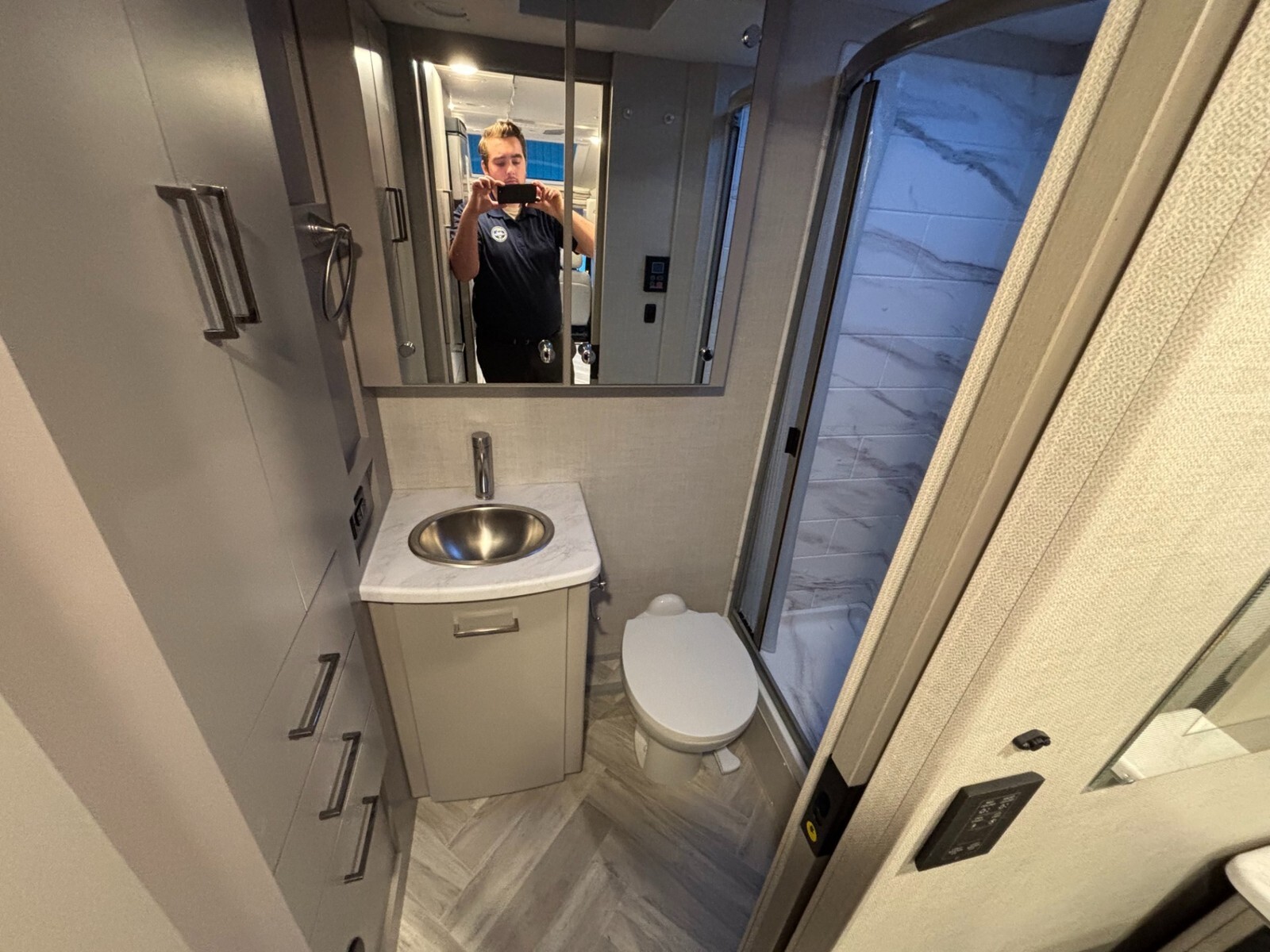 2025 Thor Motor Coach Tiburon