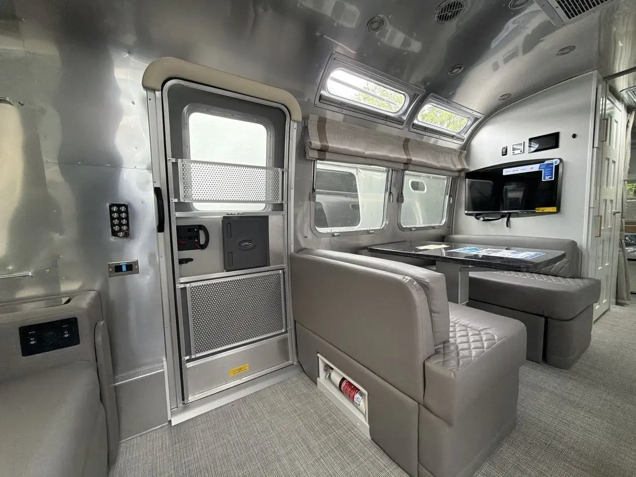 2027 Airstream Classic