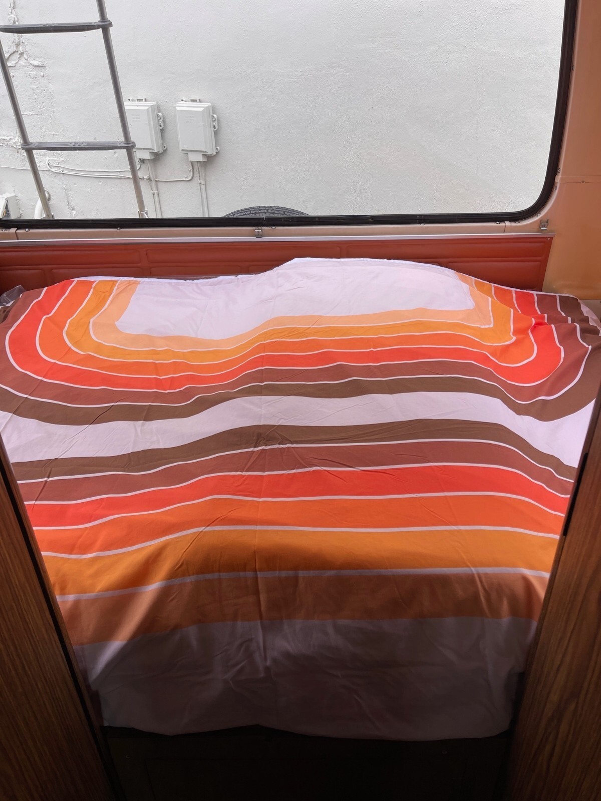 1977 beige GMC GMC motorhome 'Painted Desert Motorhome