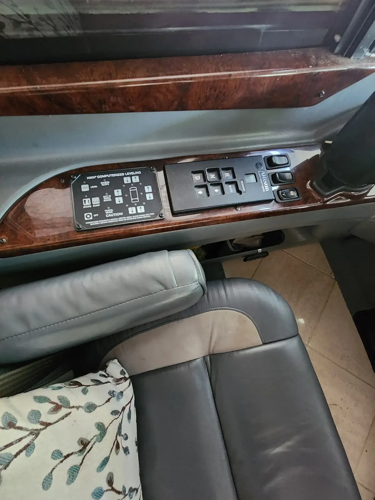 2004 Newmar Essex