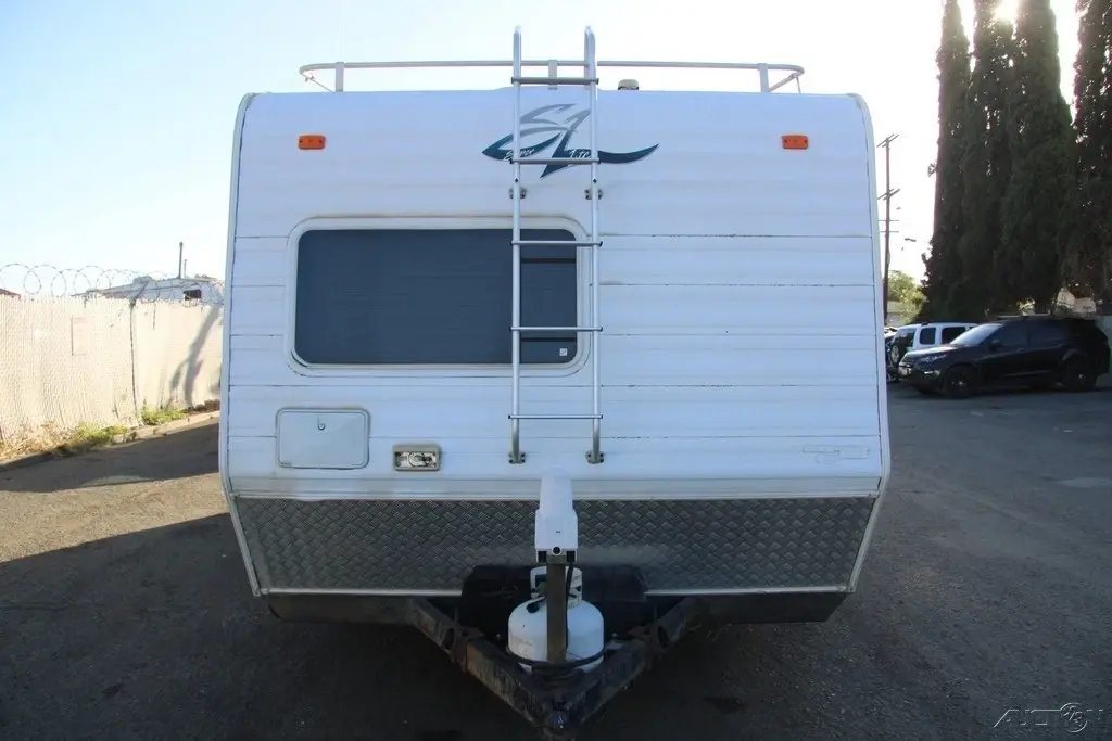 2006 Weekend Warrior Super Lite Travel Trailer Toy Hauler Toy Hauler - Travel Trailer