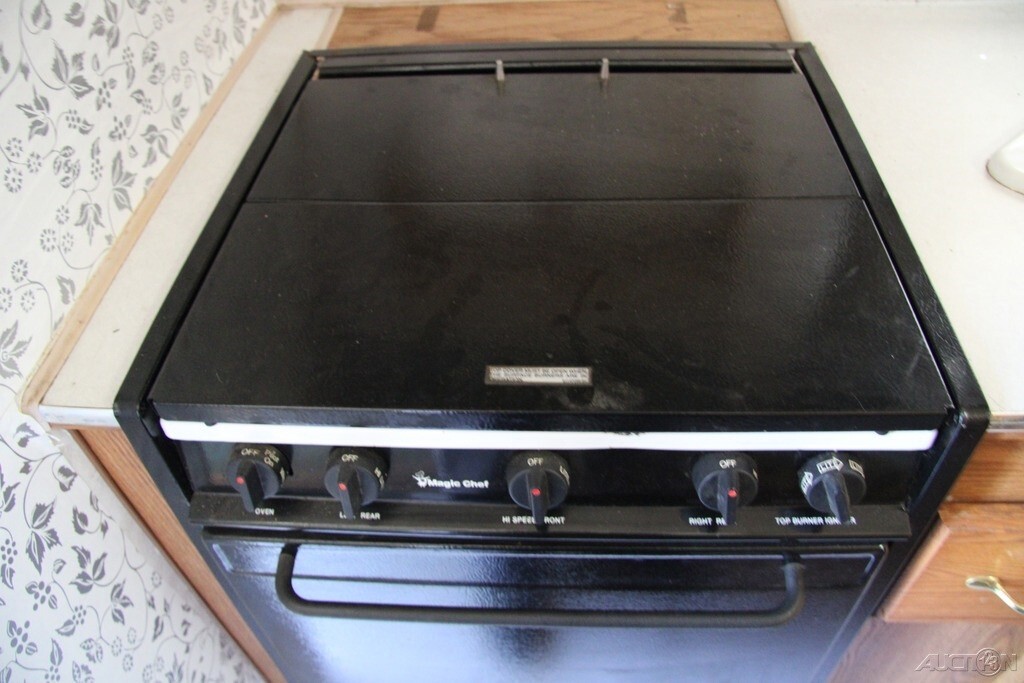 2002 Arctic Truck Camper Pop Up Truck Camper