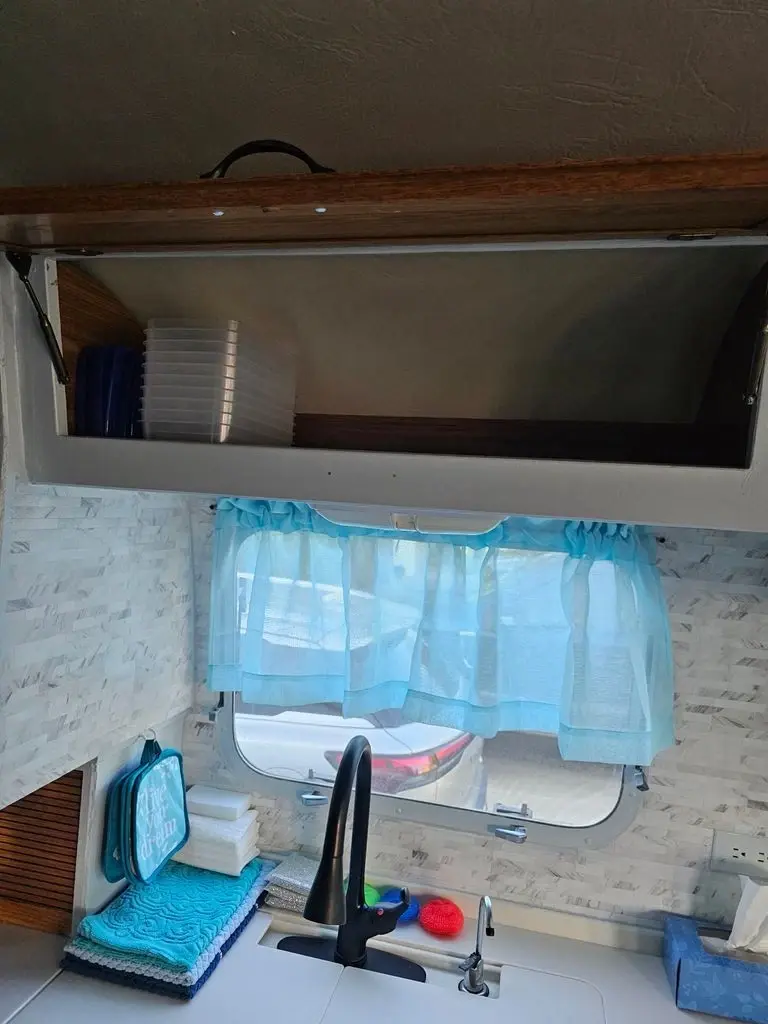 1998 Airstream Excella Travel Trailer