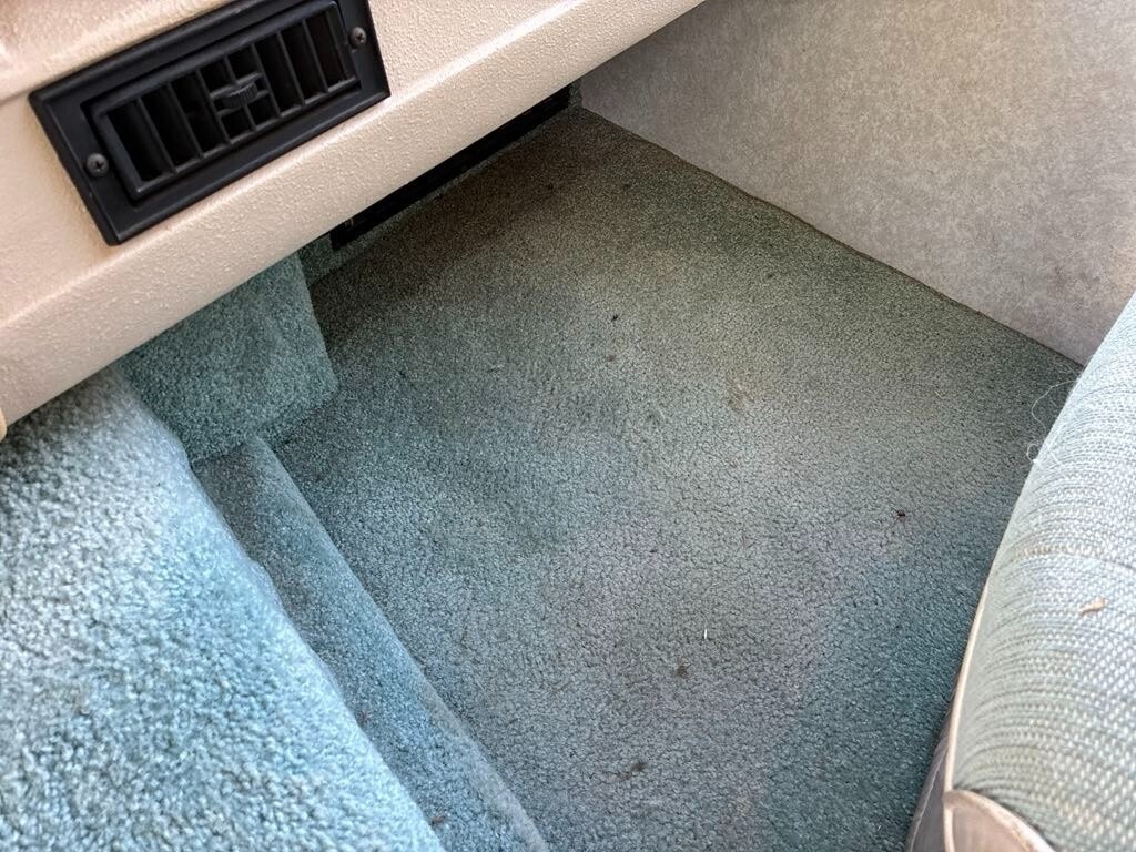 1998 National RV Sea Breeze Motorized Class A