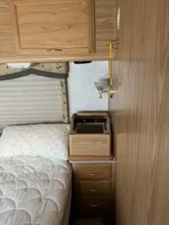 2002 Fleetwood Bounder Motorized Class A