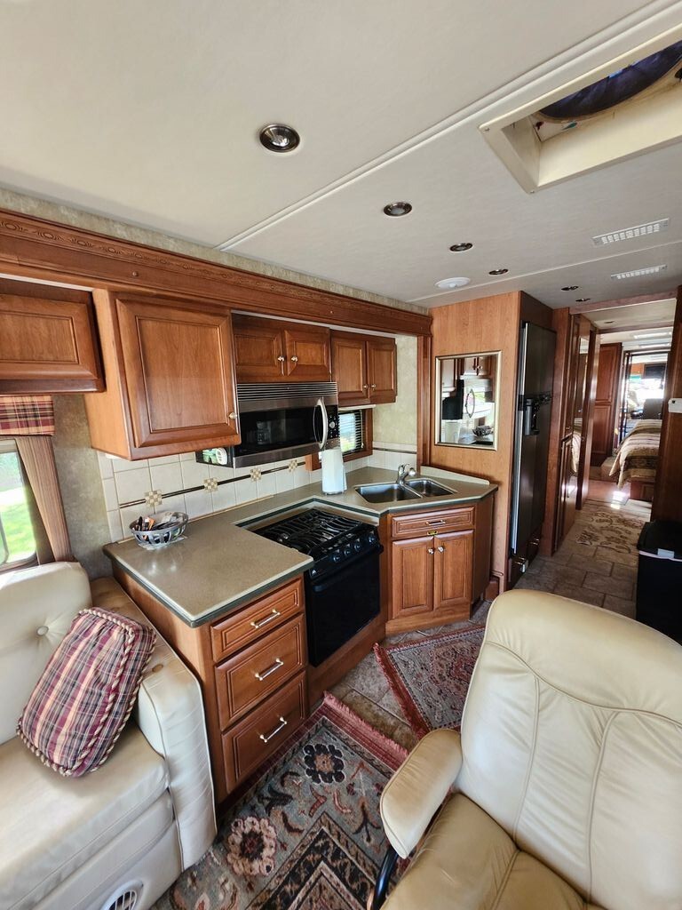 2006 Country Coach Inspire 360 Class A Motorhome