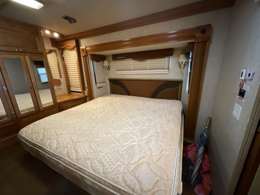 2006 Gulf Stream Tour Master