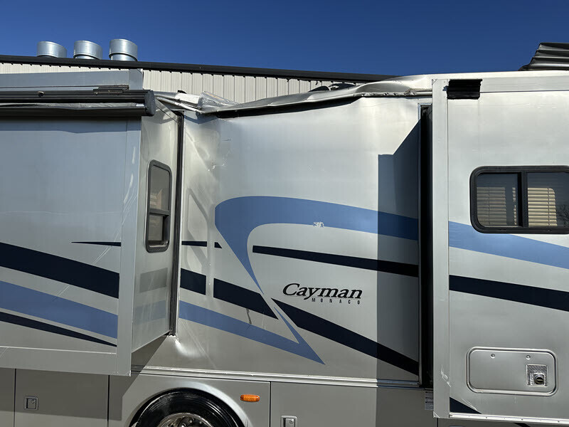 2006 Silver Roadmaster Rail Monocoque Cayman --