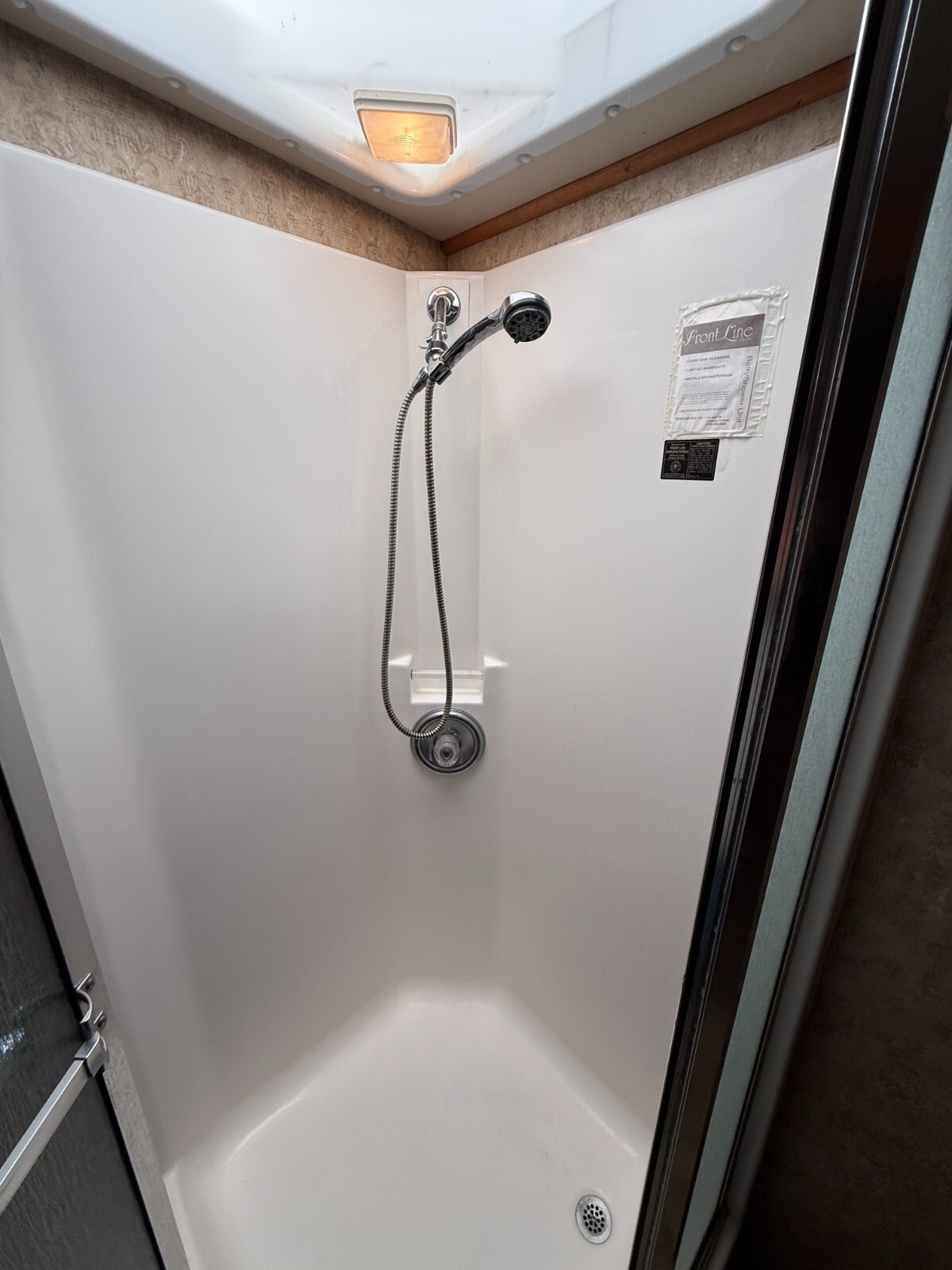 2006 Winnebago Meridian IKP-36SG