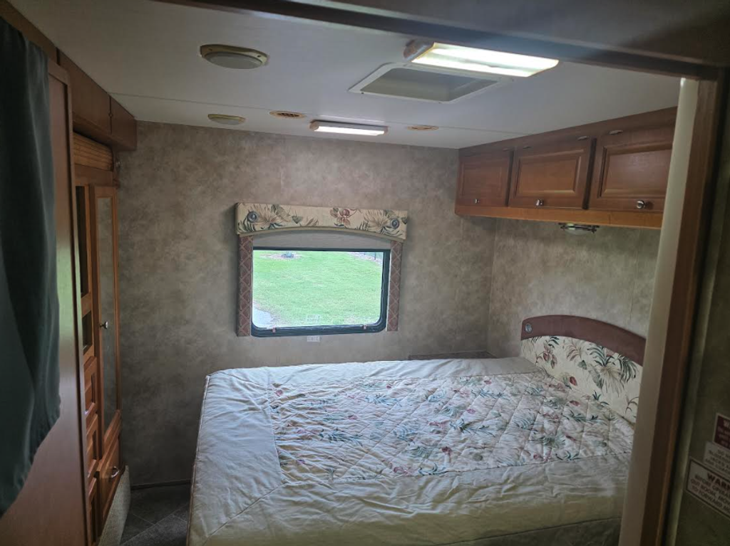 2008 Gulf Stream Independence Class A Motorhome