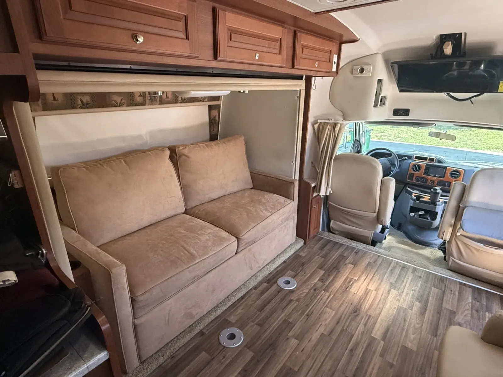 2011 Coach House Platinum 261 XL