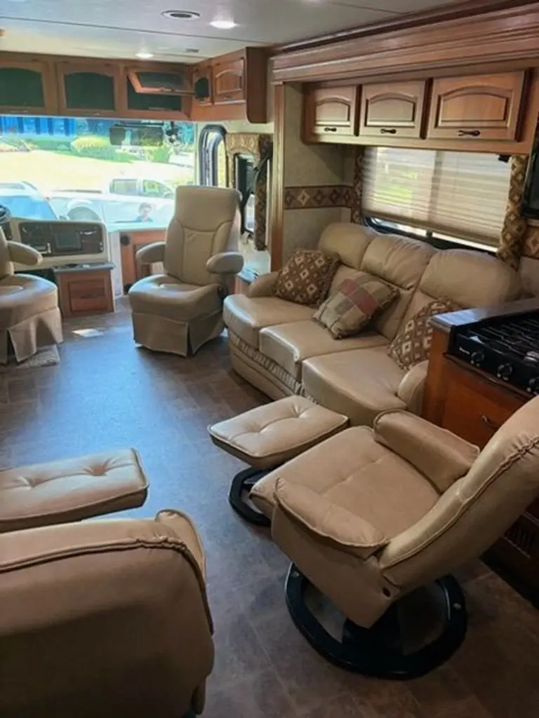 2011 Coachmen Sportscoach Class A Motorhome