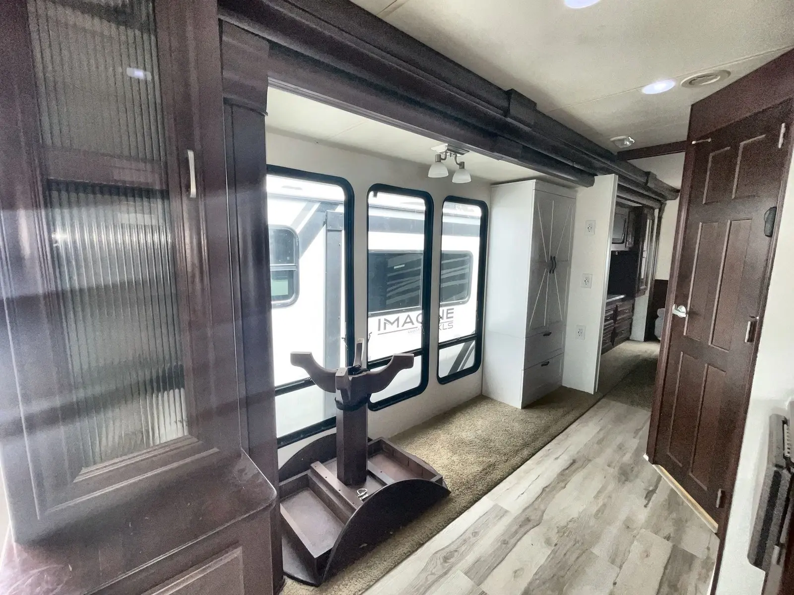 2011 Thor Motor Coach Challenger