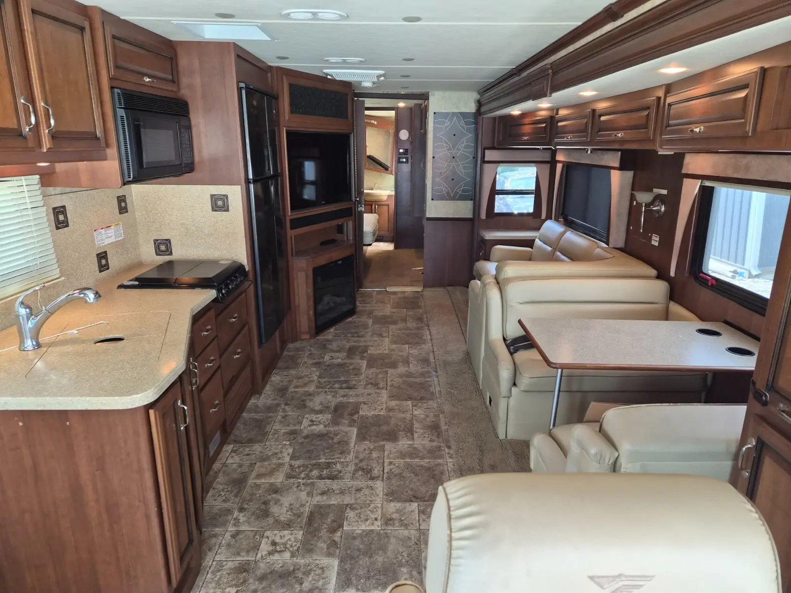 2012 Fleetwood 35K Motorized Class A