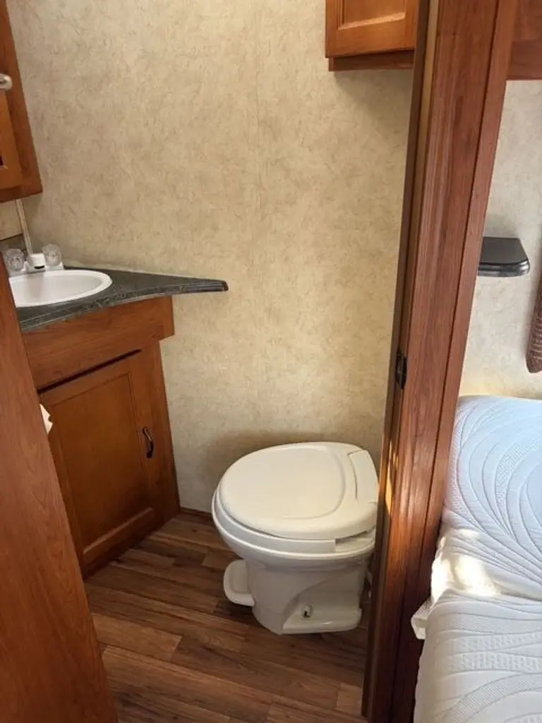2012 Coachmen Freelander Class C Motorhome