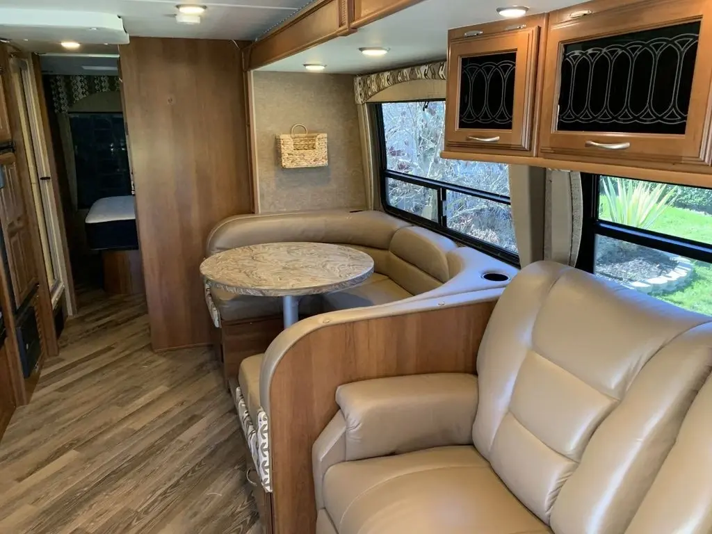 2015 Coachmen Concord Class C Motorhome