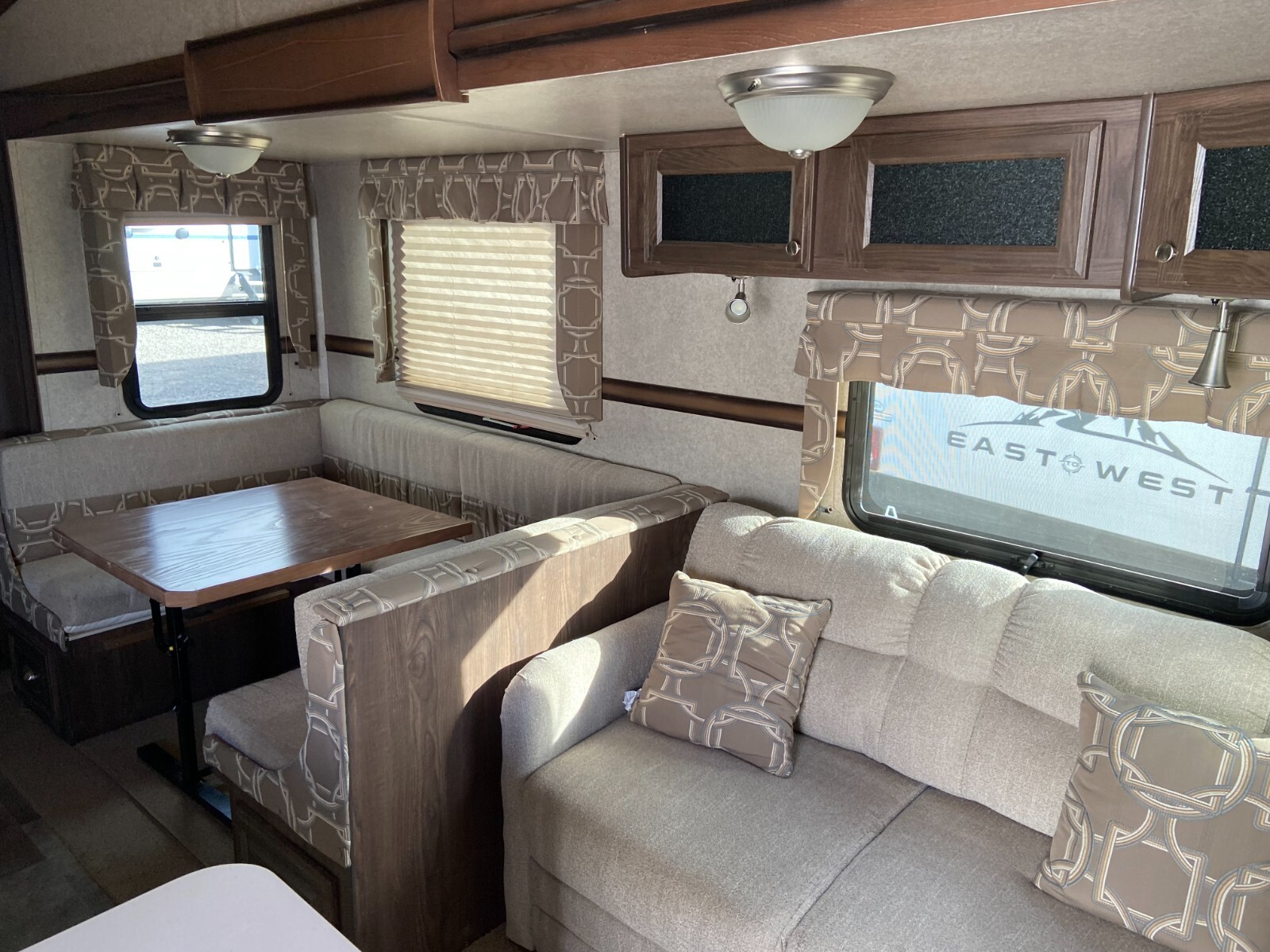 2016 Forest River 8528BHWS