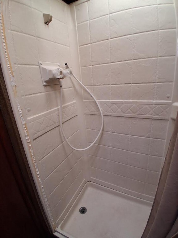 2016 Thor Motor Coach Freedom Elite Motorized Class C