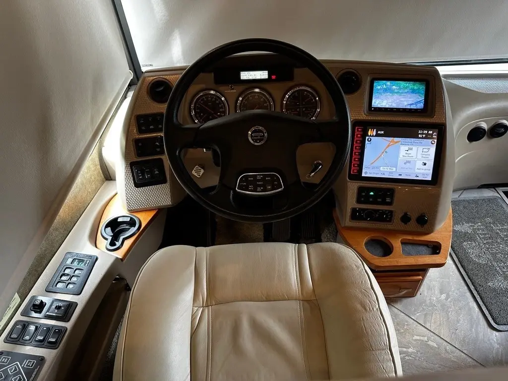 2016 Winnebago Meridian Motorized Class A