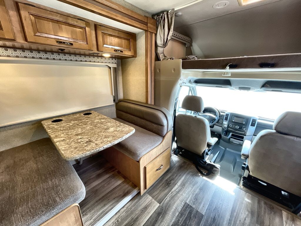 2017 Thor Motor Coach Four Winds Sprinter