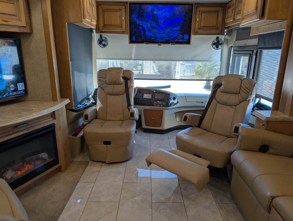 2017 Tiffin Motorhomes Phaeton Motorized Class A