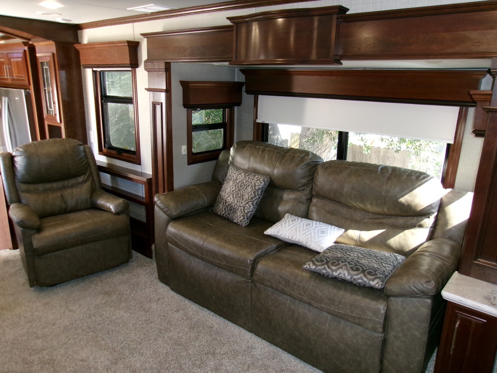 2018 DRV Luxury Suites Mobile Suites 44 NASHVILLE