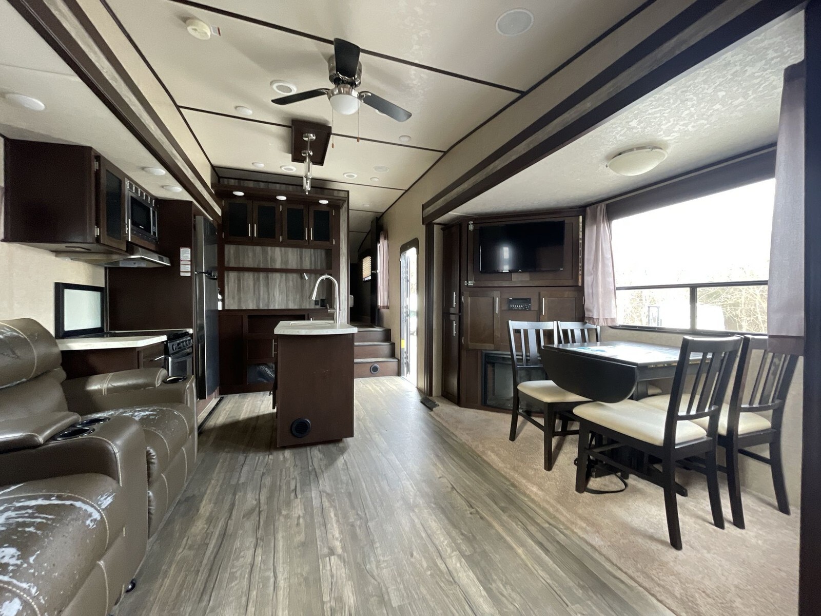 2018 Forest River Cherokee Arctic Wolf