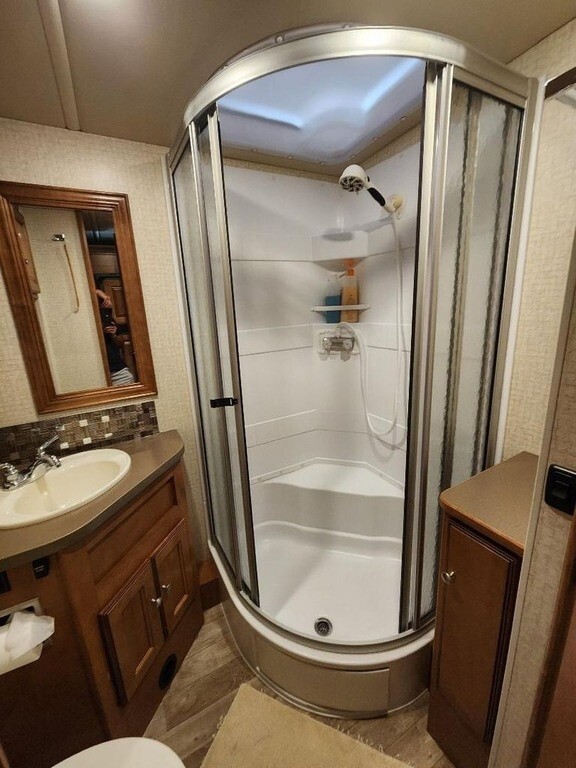 2018 Winnebago Vista LX Motorized Class A