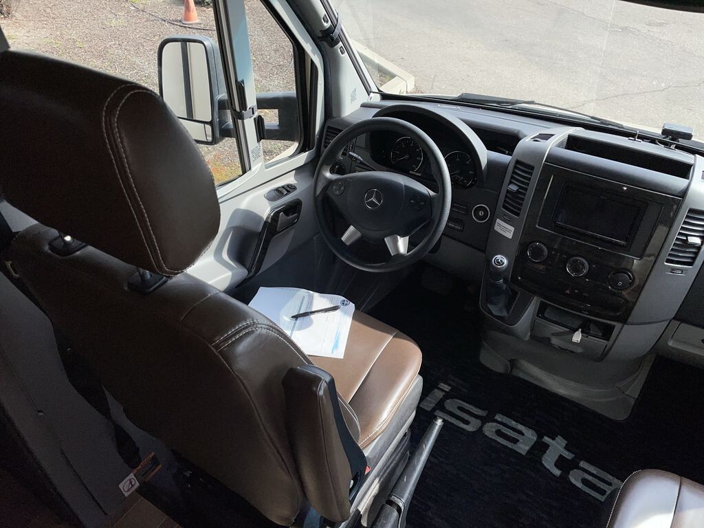 2019 Dynamax ISATA 3 SERIES