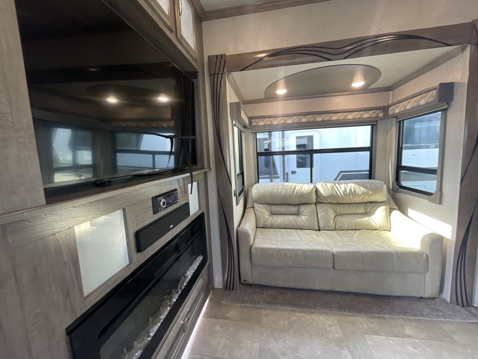 2019 Forest River Cedar Creek Champagne