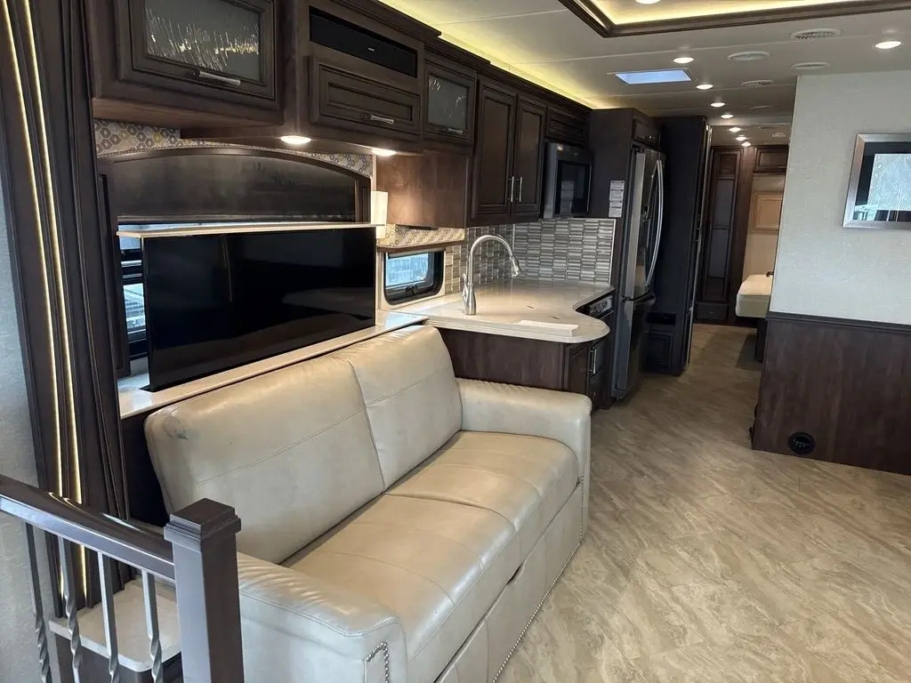 2019 Newmar Canyon Star