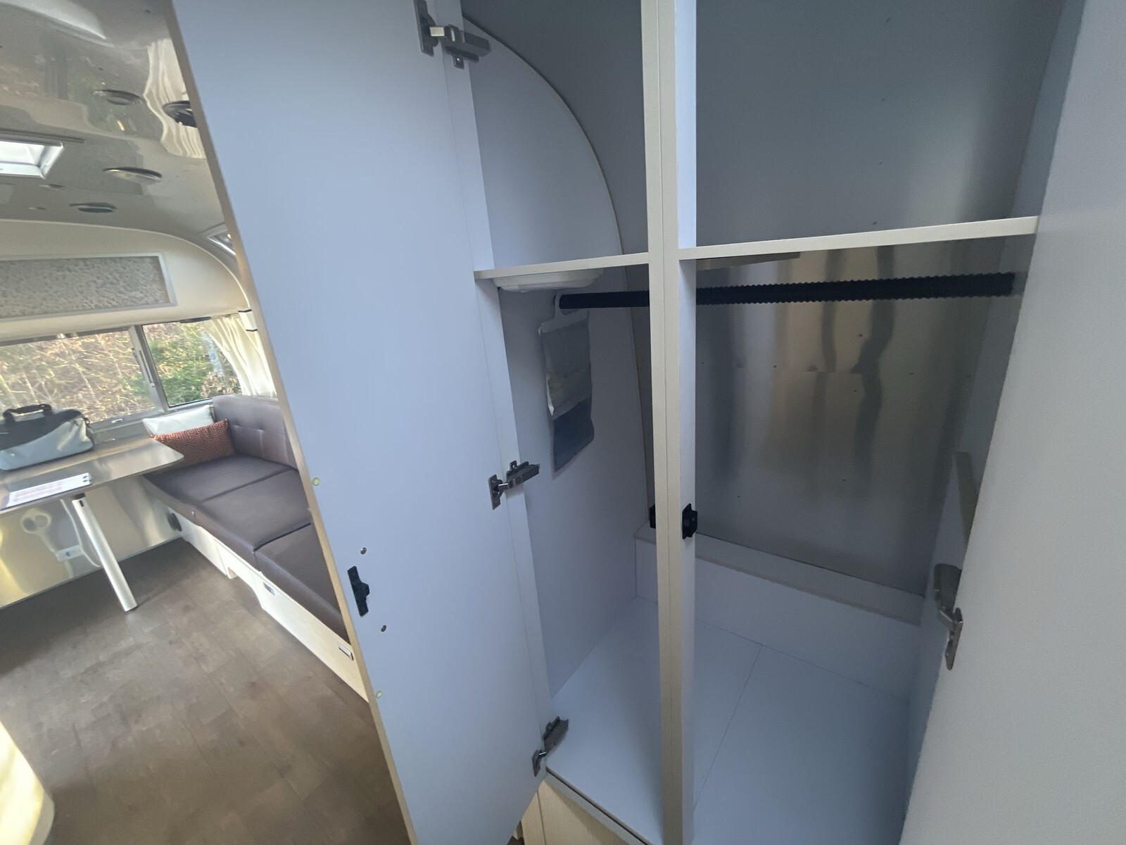 2020 Airstream International Serenity