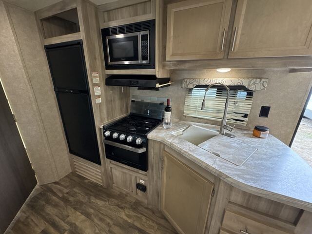 2020 Coachmen Catalina Legacy Edition