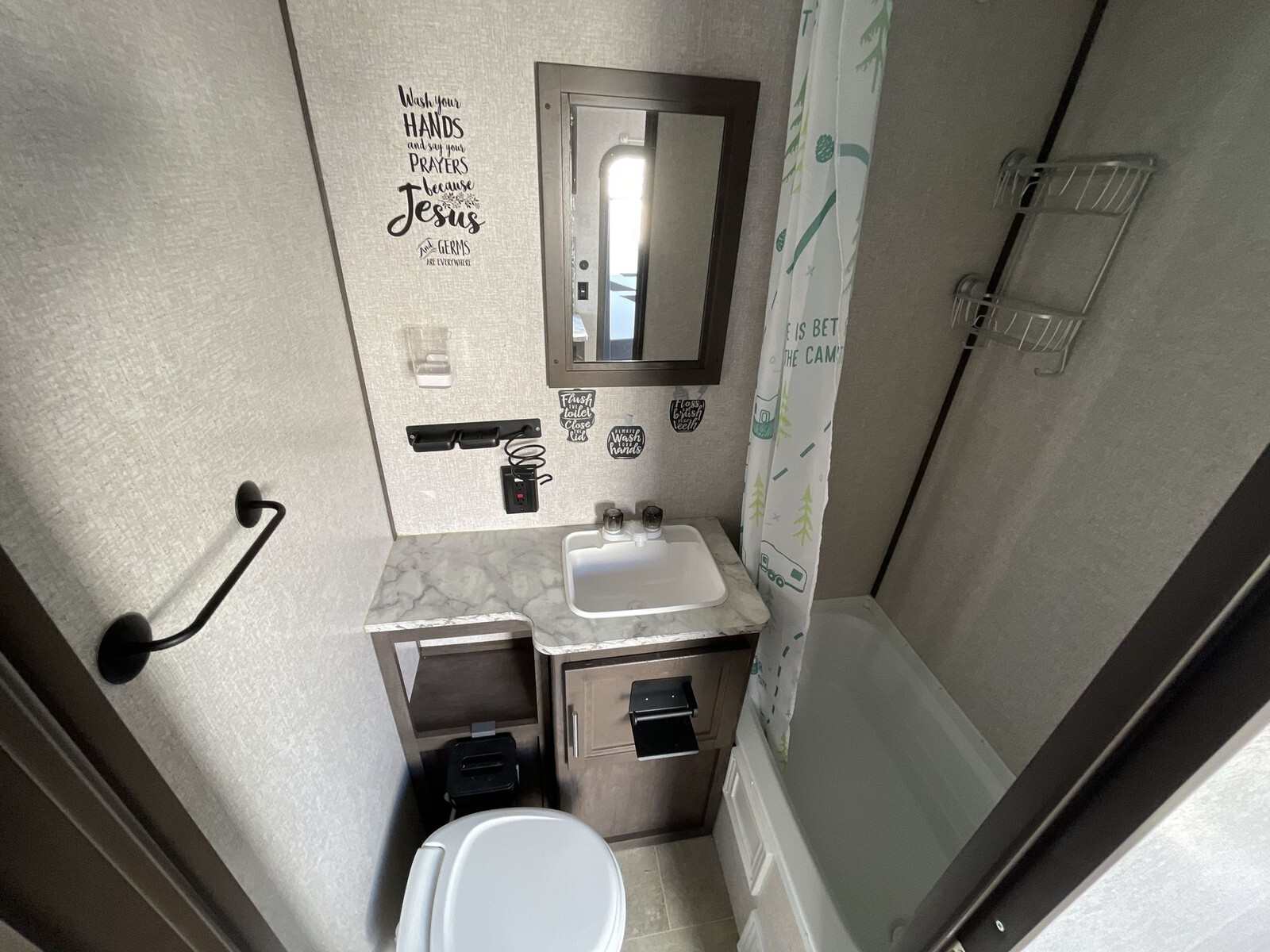 2020 Dutchmen COLEMAN LANTERN LT SERIES